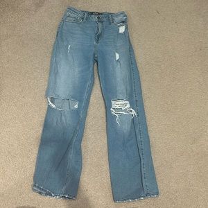 Hollister Ultra high rise dad jean W27 L31